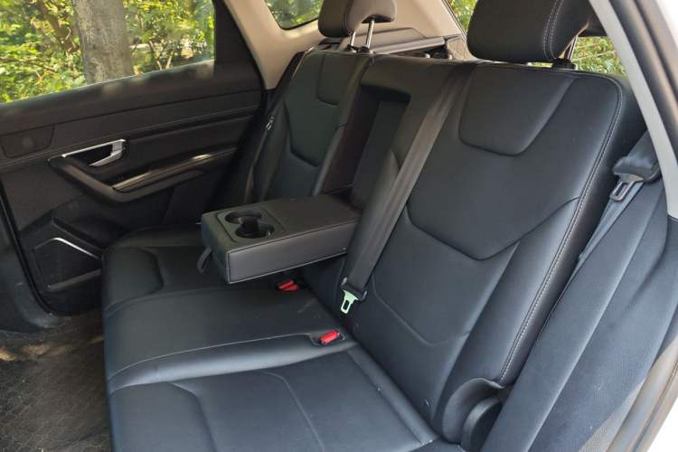 Used BYD Song Pro 2019 1.5T Automatic Luxury Model Left Rear Seat