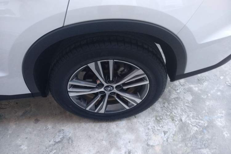 Used BYD Song Pro 2019 1.5T Automatic Prestige Model Left Rear Wheel Hub