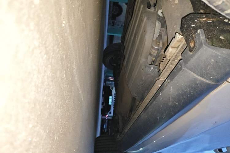 Used BYD Song Pro 2019 1.5T Automatic Luxury Model Left Side Sill