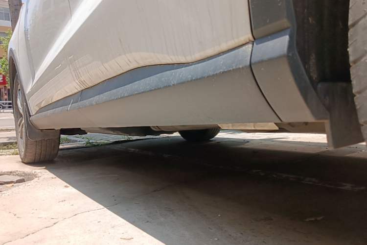 Used BYD Song Pro 2019 1.5T Automatic Elite Edition Left Side Sill