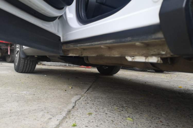 Used BYD Song Pro 2019 1.5T Automatic Luxury Model Left Side Sill