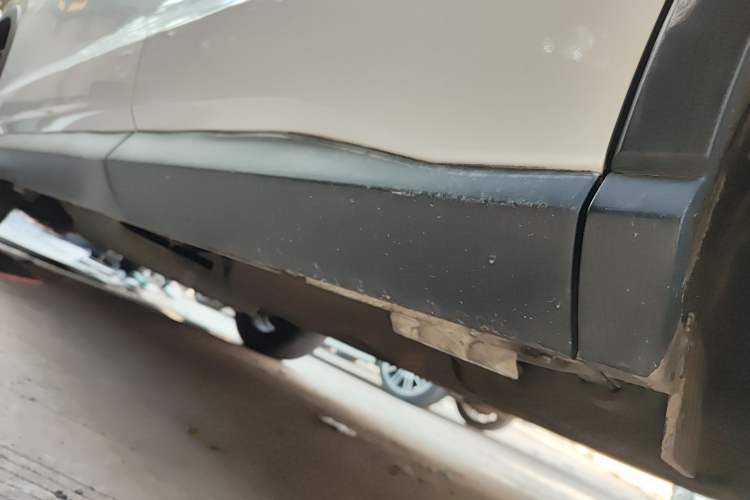 Used BYD Song Pro 2019 1.5T Automatic Elite Edition Left Side Sill