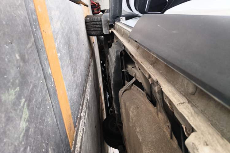 Used BYD Song Pro 2019 1.5T Automatic Luxury Model Left Side Sill