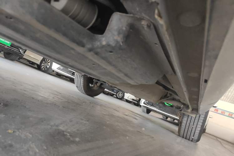 Used BYD Song Pro 2019 1.5T Automatic Luxury Model Left Side Sill