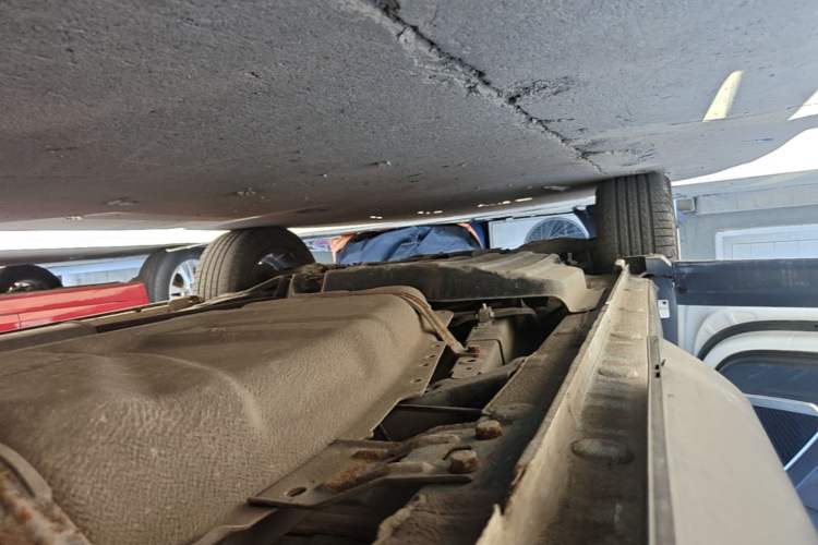 Used BYD Song Pro 2019 1.5T Automatic Luxury Model Left Side Sill
