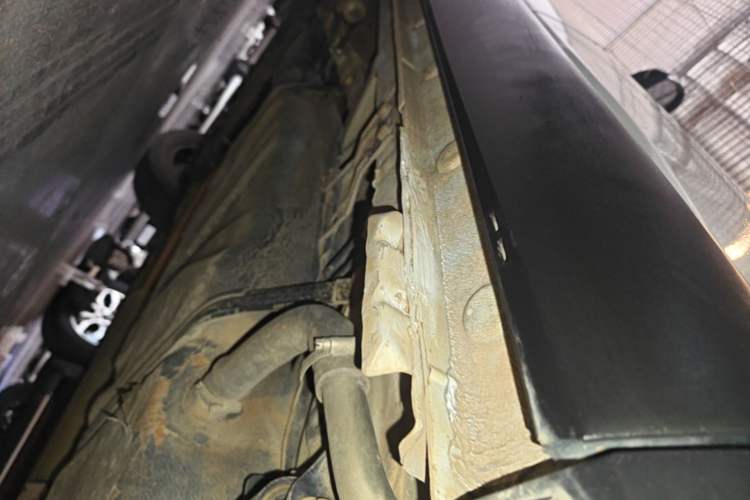 Used BYD Song Pro 2019 1.5T Automatic Luxury Model Left Side Sill