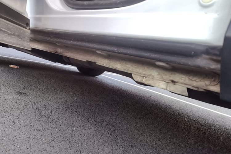 Used BYD Song Pro 2019 1.5T Automatic Luxury Model Left Side Sill