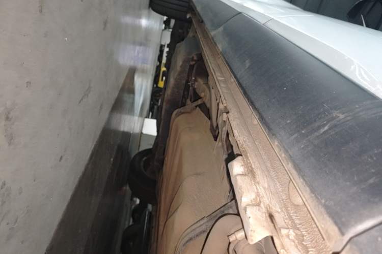 Used BYD Song Pro 2019 1.5T Automatic Elite Edition Left Side Sill