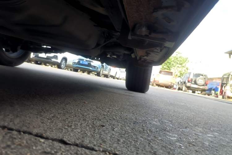Used BYD Song Pro 2019 1.5T Automatic Prestige Model Left Side Sill