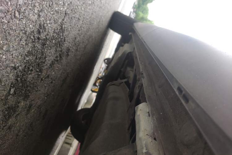 Used BYD Song Pro 2019 1.5T Automatic Elite Edition Left Side Sill