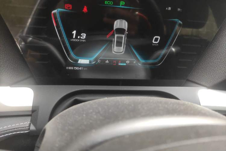 Used BYD Song Pro 2019 1.5T Automatic Luxury Model Odometer Close Up