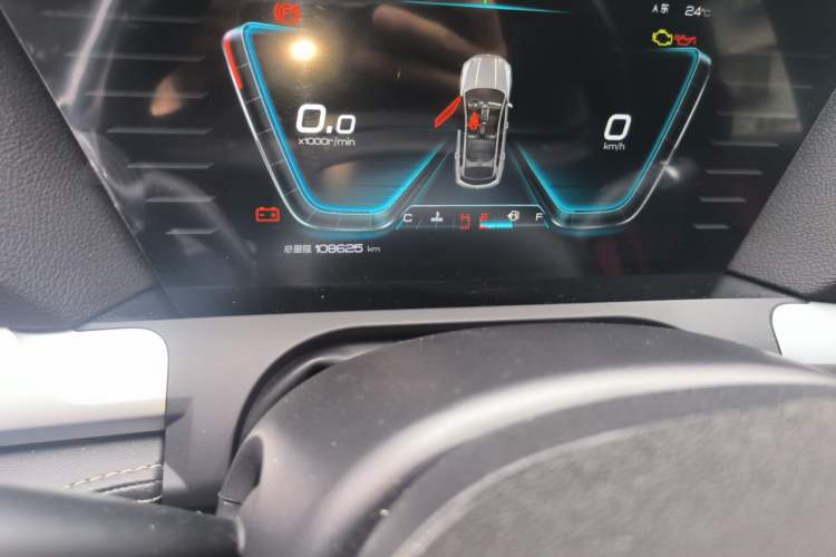 Used BYD Song Pro 2019 1.5T Automatic Elite Edition Odometer Close Up