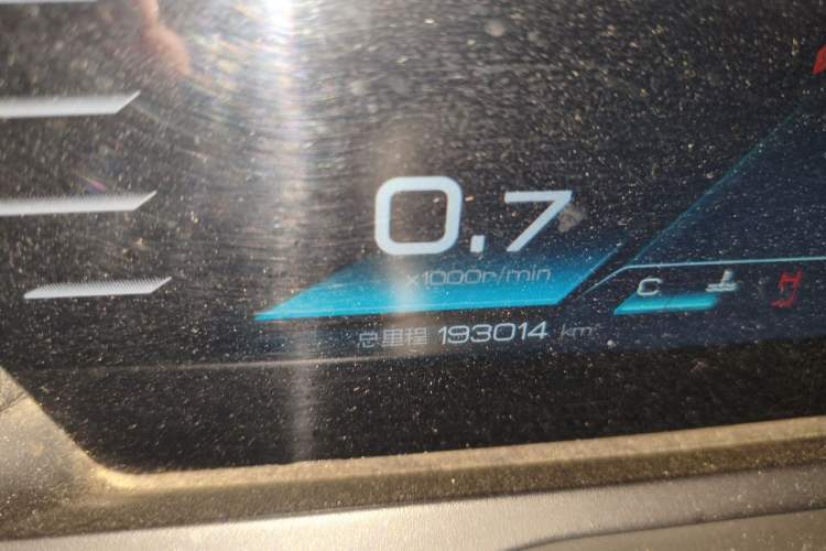 Used BYD Song Pro 2019 1.5T Automatic Luxury Model Odometer Close Up
