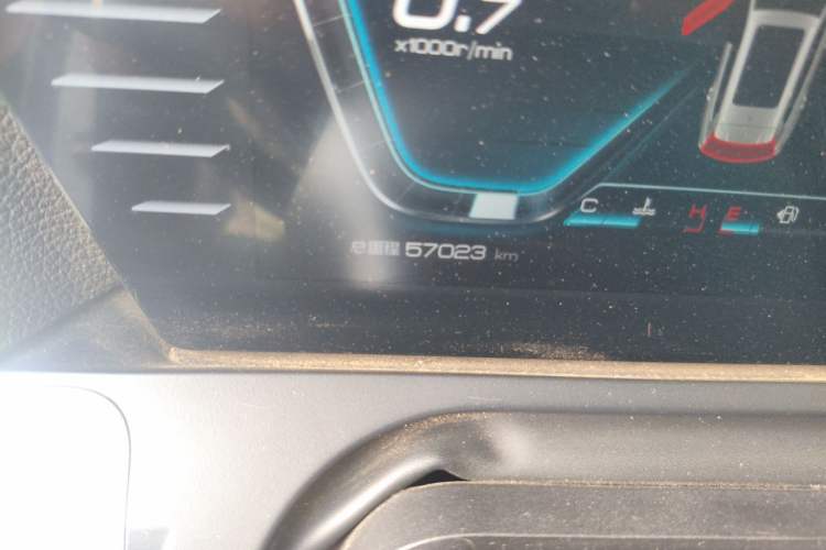 Used BYD Song Pro 2019 1.5T Automatic Elite Edition Odometer Close Up