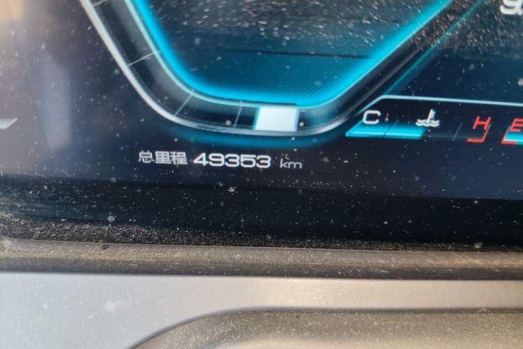 Used BYD Song Pro 2019 1.5T Automatic Elite Edition Odometer Close Up