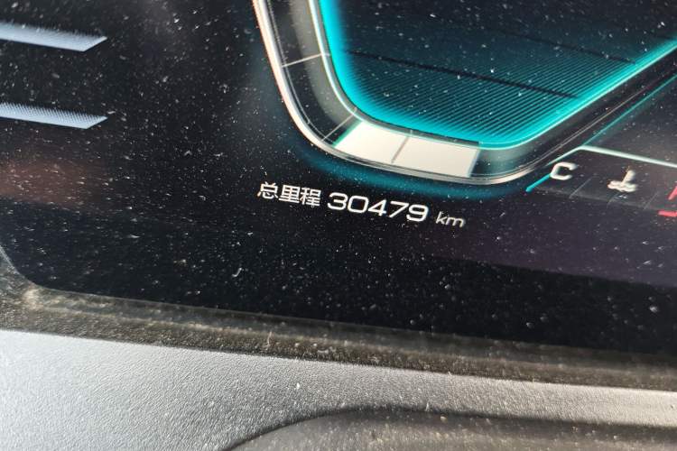 Used BYD Song Pro 2019 1.5T Automatic Prestige Model Odometer Close Up
