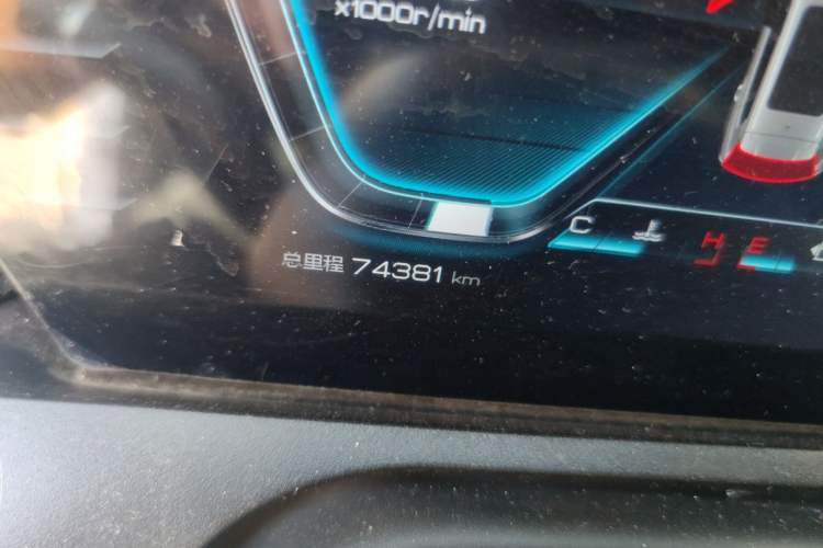 Used BYD Song Pro 2019 1.5T Automatic Luxury Model Odometer Close Up