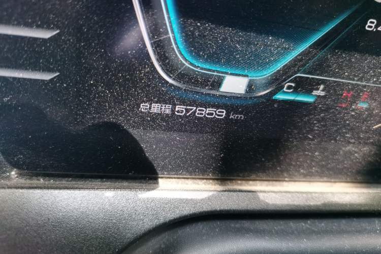 Used BYD Song Pro 2019 1.5T Automatic Luxury Model Odometer Close Up