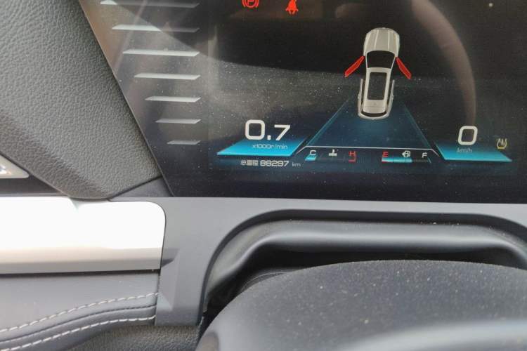 Used BYD Song Pro 2019 1.5T Automatic Luxury Model Odometer Close Up