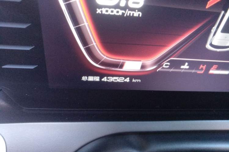 Used BYD Song Pro 2019 1.5T Automatic Prestige Model Odometer Close Up