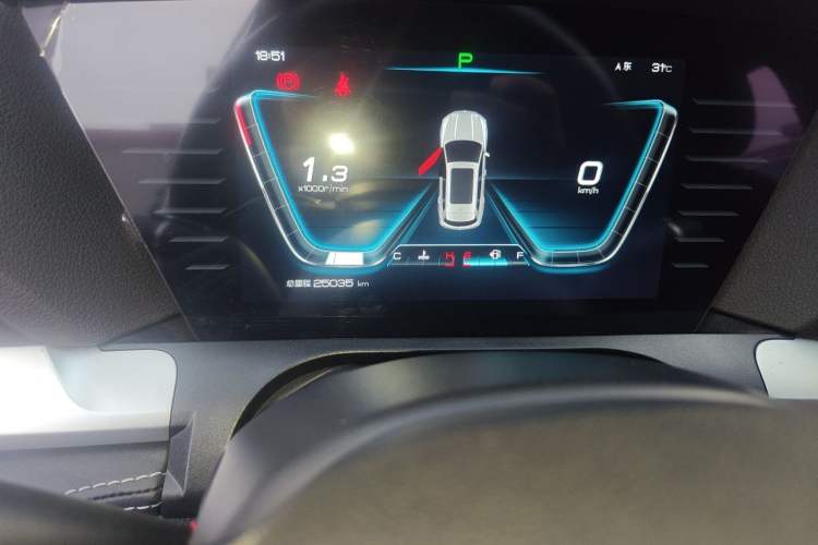 Used BYD Song Pro 2019 1.5T Automatic Elite Edition Odometer Close Up
