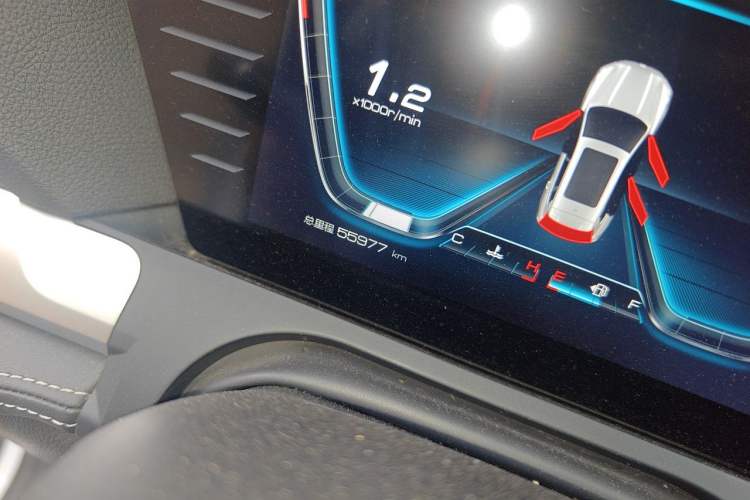 Used BYD Song Pro 2019 1.5T Automatic Luxury Model Odometer Close Up