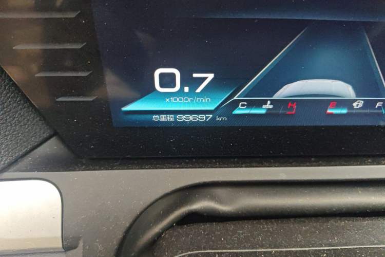 Used BYD Song Pro 2019 1.5T Automatic Prestige Model Odometer Close Up