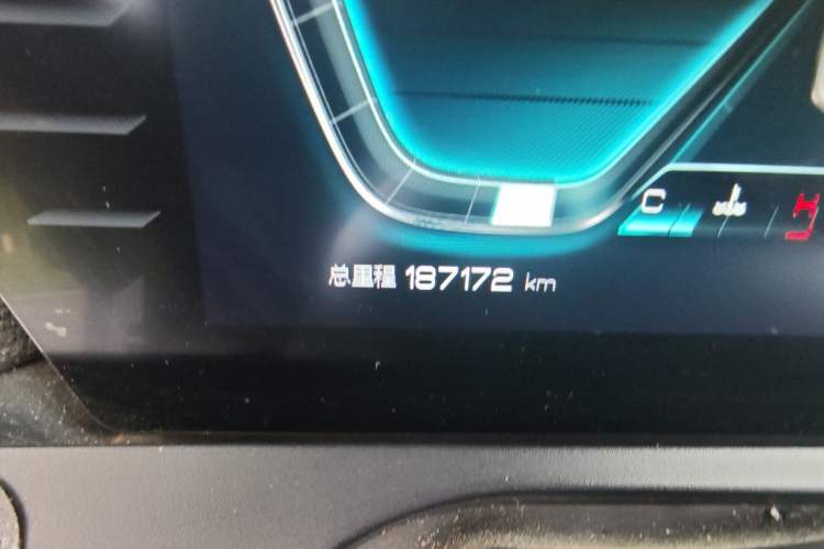Used BYD Song Pro 2019 1.5T Automatic Elite Edition Odometer Close Up