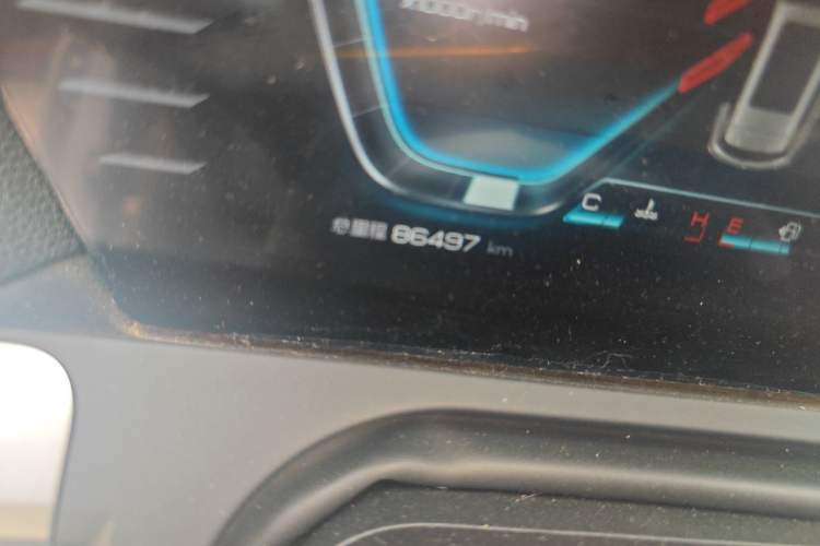 Used BYD Song Pro 2019 1.5T Automatic Elite Edition Odometer Close Up