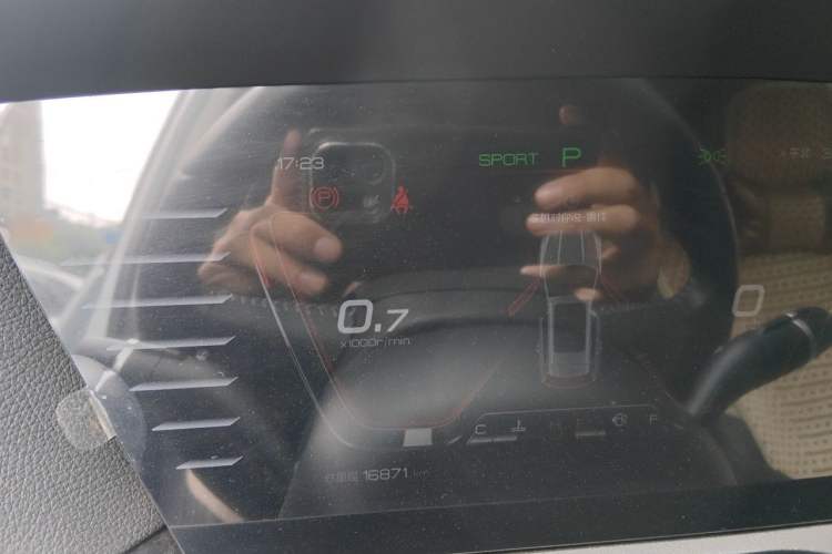 Used BYD Song Pro 2019 1.5T Automatic Elite Edition Odometer Close Up