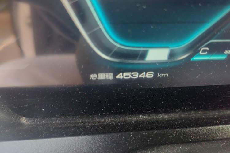 Used BYD Song Pro 2019 1.5T Automatic Elite Edition Odometer Close Up