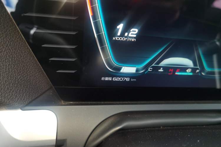 Used BYD Song Pro 2019 1.5T Automatic Luxury Model Odometer Close Up