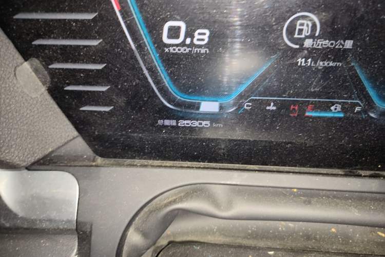 Used BYD Song Pro 2019 1.5T Automatic Elite Edition Odometer Close Up