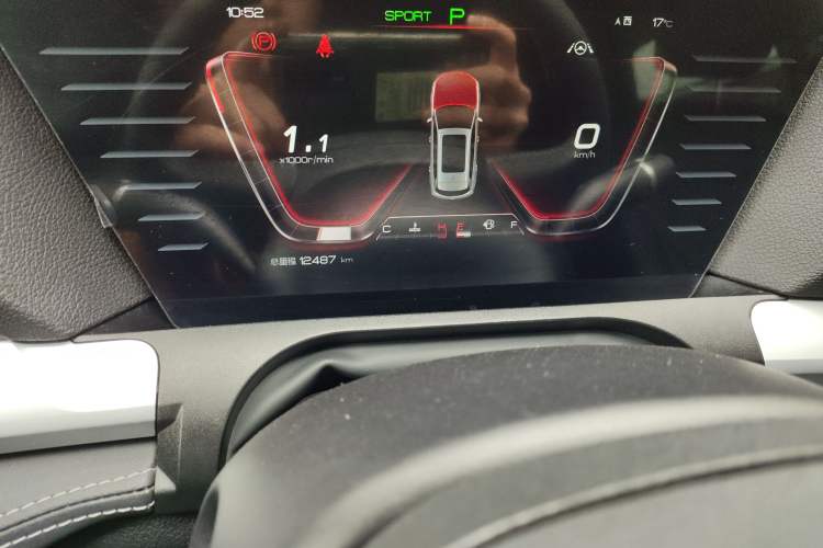 Used BYD Song Pro 2019 1.5T Automatic Luxury Model Odometer Close Up