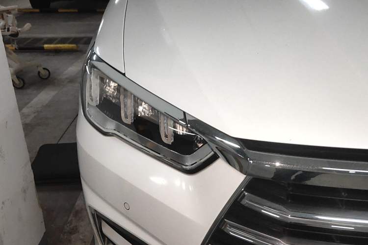 Used BYD Song Pro 2019 1.5T Automatic Luxury Model Right Front Headlight