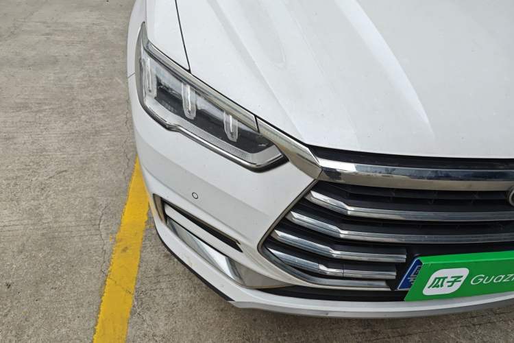 Used BYD Song Pro 2019 1.5T Automatic Luxury Model Right Front Headlight