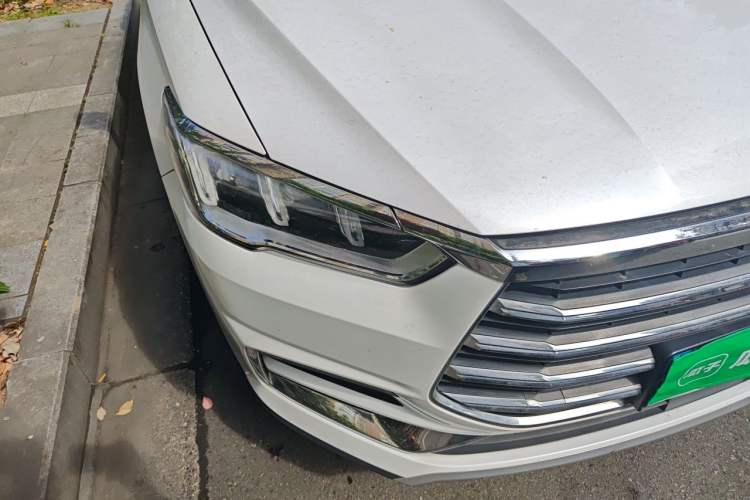 Used BYD Song Pro 2019 1.5T Automatic Elite Edition Right Front Headlight