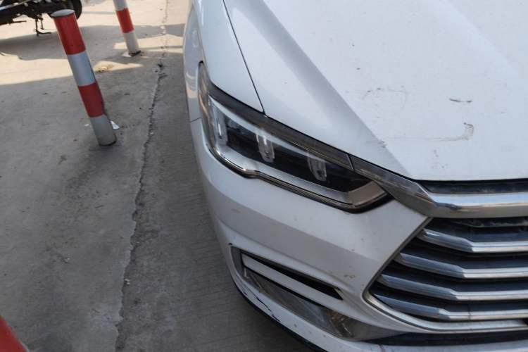 Used BYD Song Pro 2019 1.5T Automatic Elite Edition Right Front Headlight