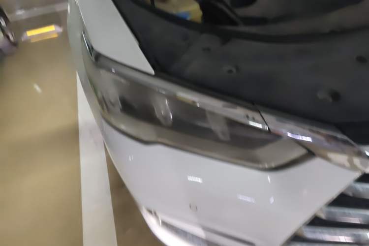Used BYD Song Pro 2019 1.5T Automatic Luxury Model Right Front Headlight