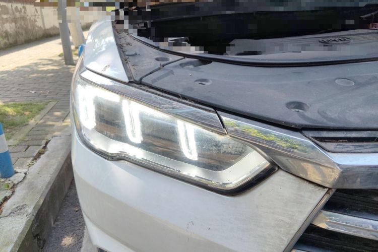 Used BYD Song Pro 2019 1.5T Automatic Elite Edition Right Front Headlight