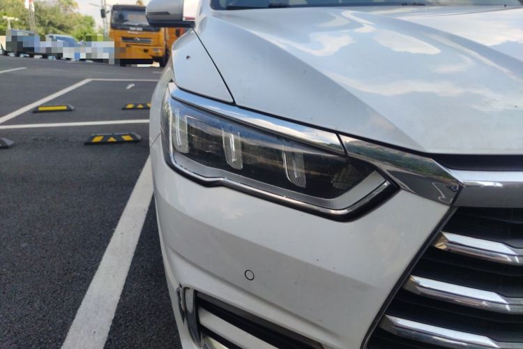 Used BYD Song Pro 2019 1.5T Automatic Prestige Model Right Front Headlight
