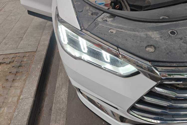 Used BYD Song Pro 2019 1.5T Automatic Elite Edition Right Front Headlight