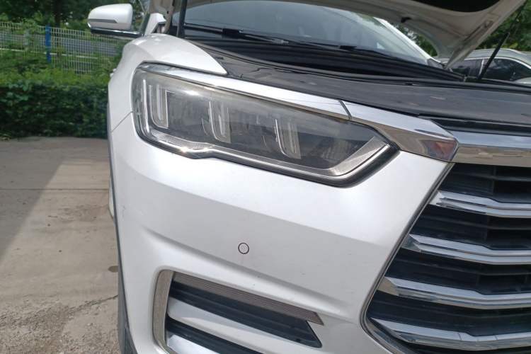 Used BYD Song Pro 2019 1.5T Automatic Prestige Model Right Front Headlight