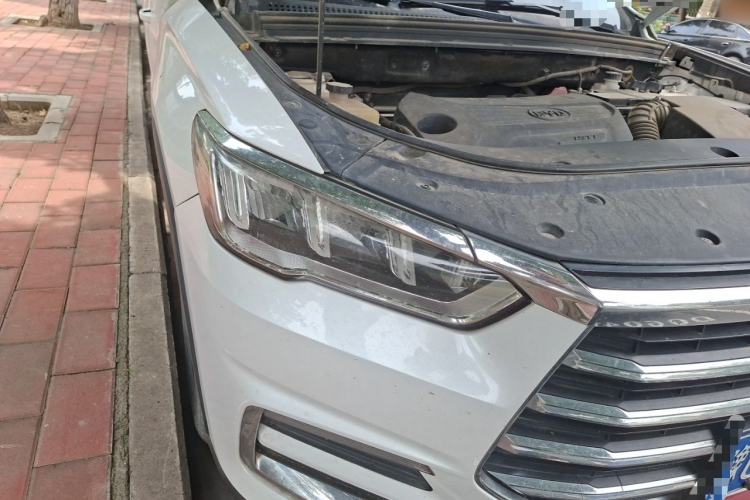 Used BYD Song Pro 2019 1.5T Automatic Elite Edition Right Front Headlight