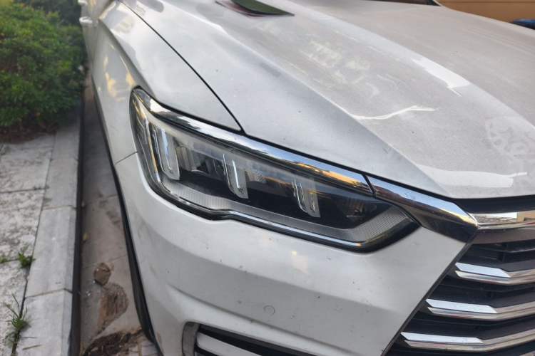 Used BYD Song Pro 2019 1.5T Automatic Luxury Model Right Front Headlight