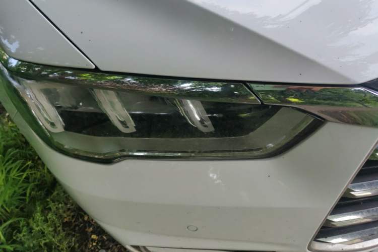 Used BYD Song Pro 2019 1.5T Automatic Luxury Model Right Front Headlight