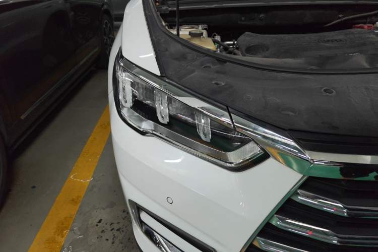 Used BYD Song Pro 2019 1.5T Automatic Luxury Model Right Front Headlight