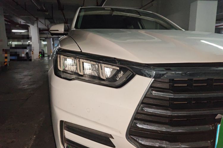 Used BYD Song Pro 2019 1.5T Automatic Luxury Model Right Front Headlight