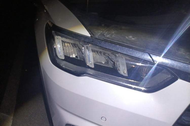 Used BYD Song Pro 2019 1.5T Automatic Elite Edition Right Front Headlight