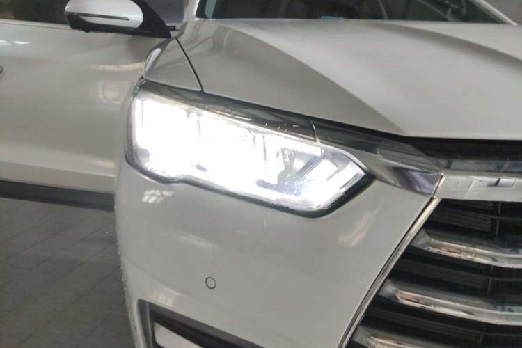 Used BYD Song Pro 2019 1.5T Automatic Luxury Model Right Front Headlight